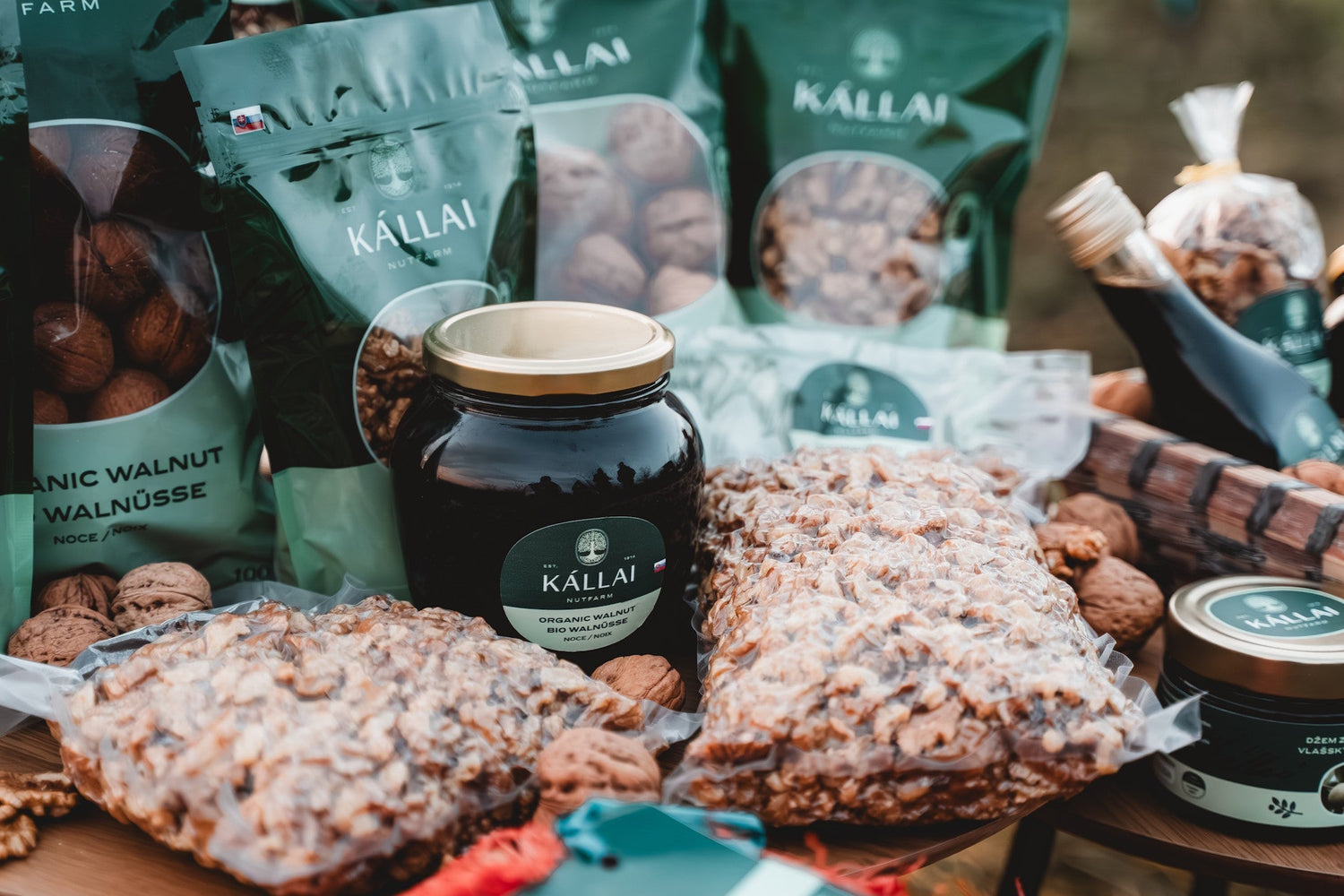 Packaged walnuts