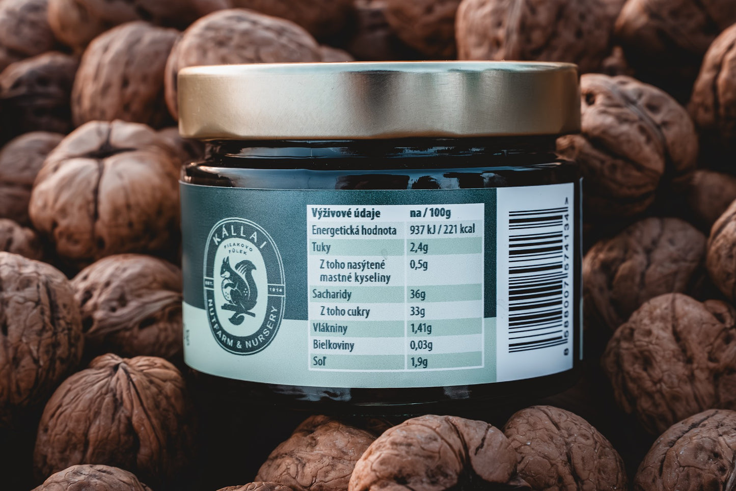 Green walnut jam